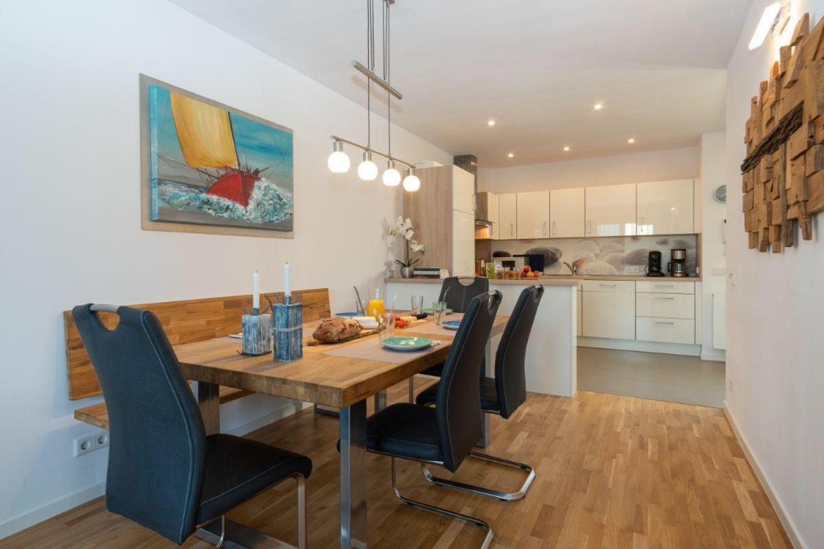 Haus-Wilhelmsplatz-Wohnung-Heimathafen Heiligenhafen Eksteriør bilde